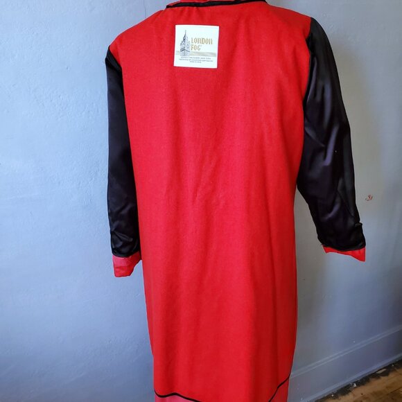 London Fog Wamsutta/ Weatherproof Raincoat/ Fuchsia Overcoat/ 1960's/ Size 6 - Picture 10 of 10